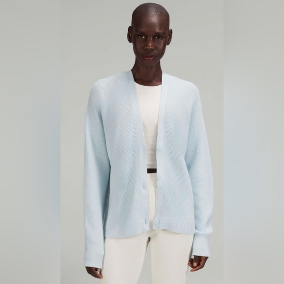 Lululemon Women Merino Wool Blend Cardigan in Light Powder Blue Size 10 - Picture 1 of 8